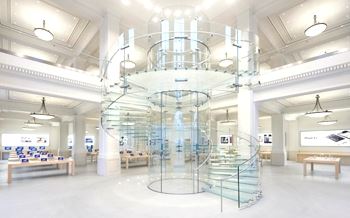 apple_store_amsterdam_staircase